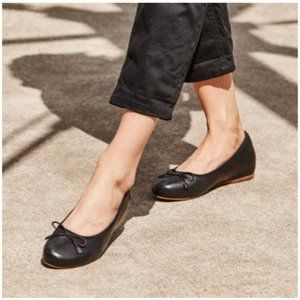 FRANKIE4 - ELiZABETH Black Leather Ballet Flats - Size 8.5